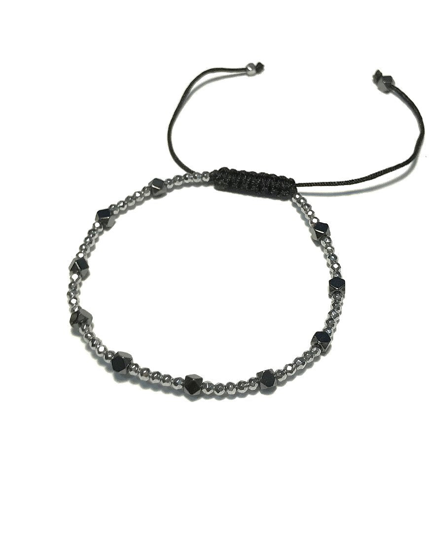 MACRAME BRACELET WITH HEMATITE (30324)