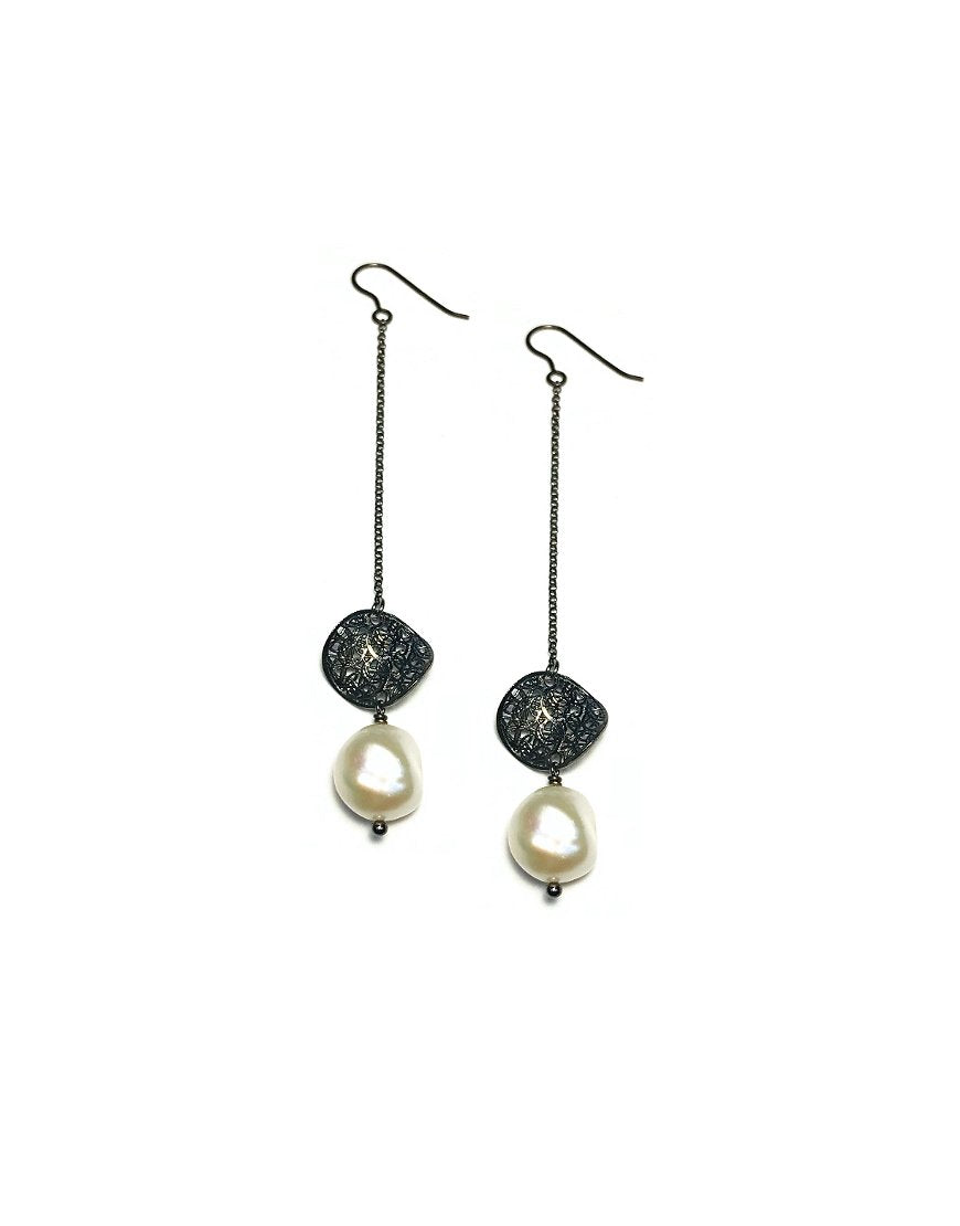 PEARL EARRINGS (31570)