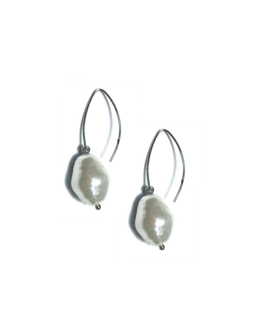 SHELL PEARL EARRINGS (31608)
