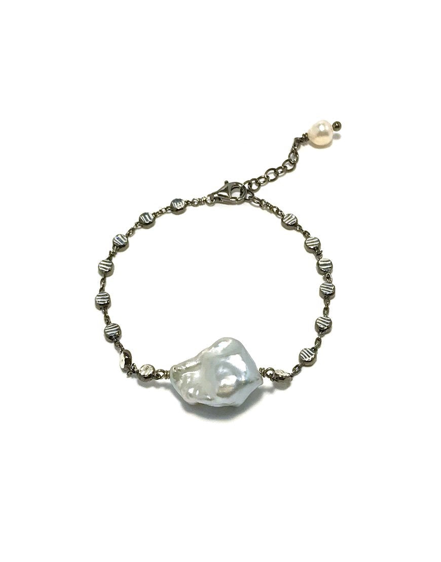 SILVER BRACELET WITH BAROQUE PEARL (33035)