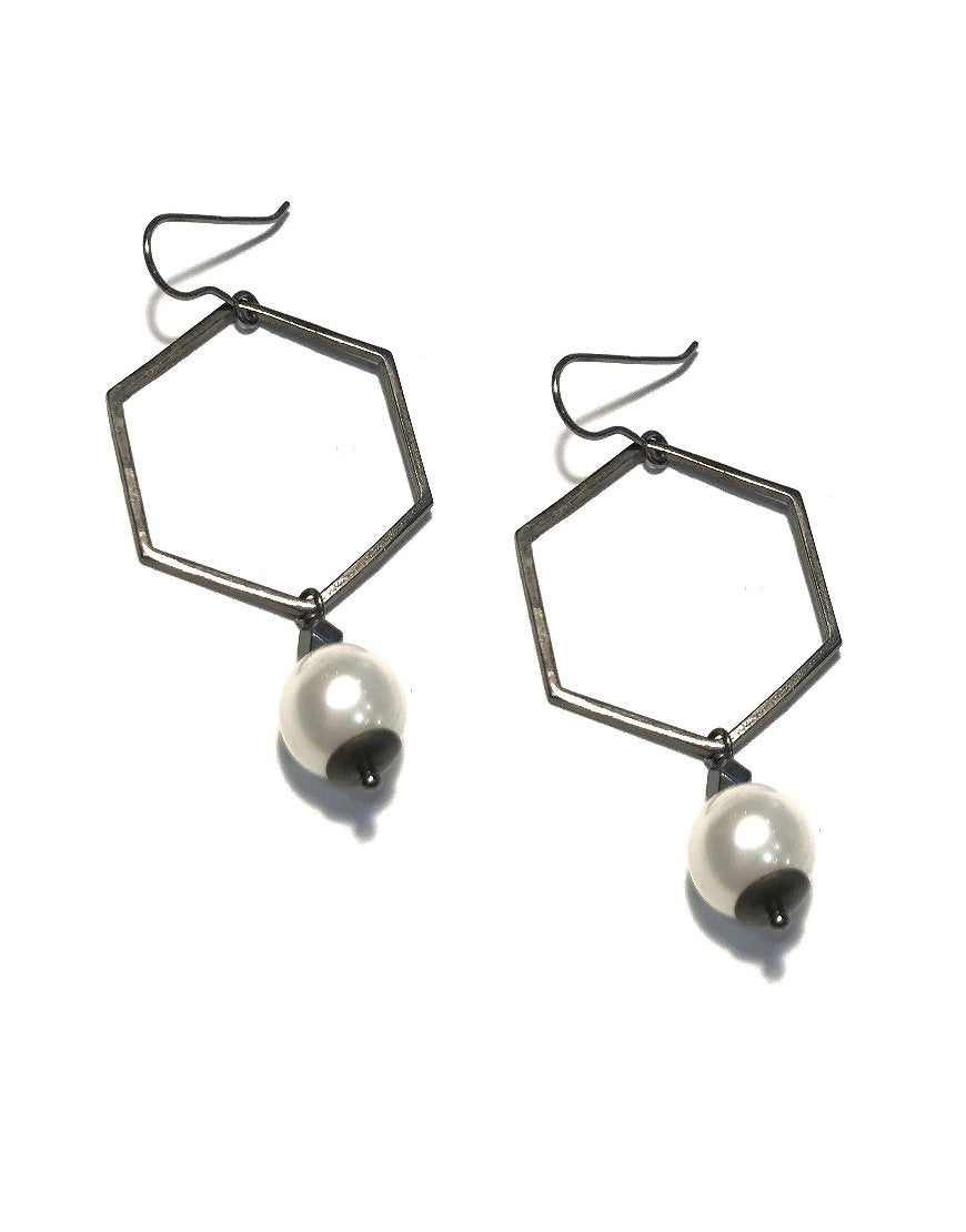 EARRINGS WITH SHELL PEARL (30245)