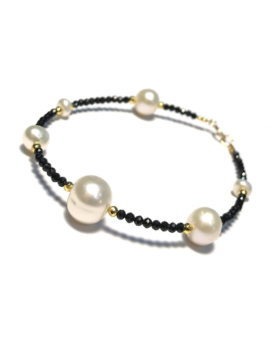 GOLD BRACELET WITH BLACK SPINEL (31649)