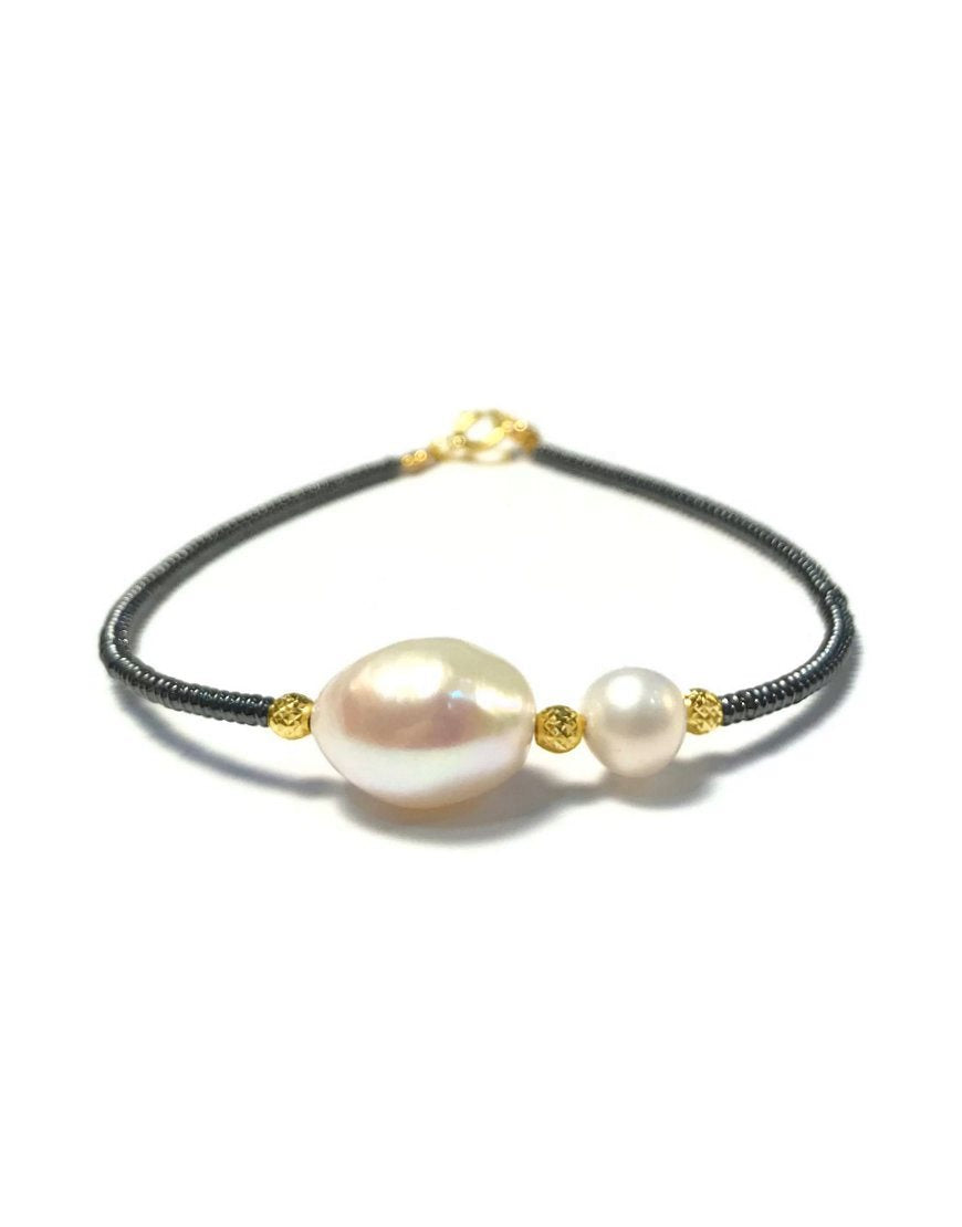 GOLD BRACELET WITH PEARLS (31752)